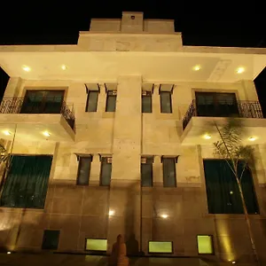justa-gurgaon.hotelsdelhi.org/